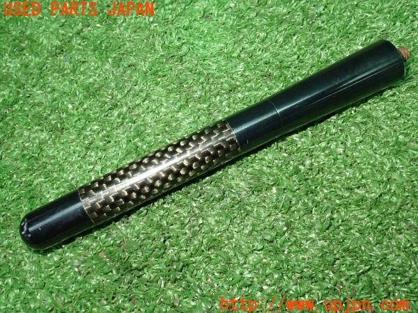 3UPJ=34240003]フィアット 500(31209)純正 カーボン柄 アンテナ 中古_m1