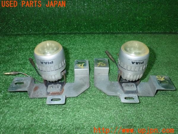 3UPJ=34240558]フィアット 500(31209)PIAA ピア PROFESSIONAL LAMP SYSTEM フォグランプ 中古_m1