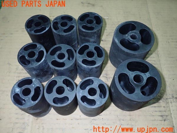 3UPJ=34280417]ジープ ラングラー(TJ40S)社外 ボディリフトブロック リフトアップスペーサー ボディリフトスペーサー 約74.5mm中古_m0