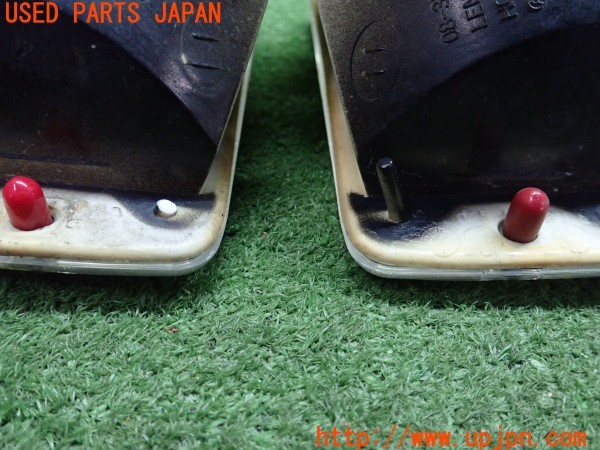 3UPJ=34280523]ジープ ラングラー(TJ40S)社外 01-333-1626N コーナーランプ 中古_m4