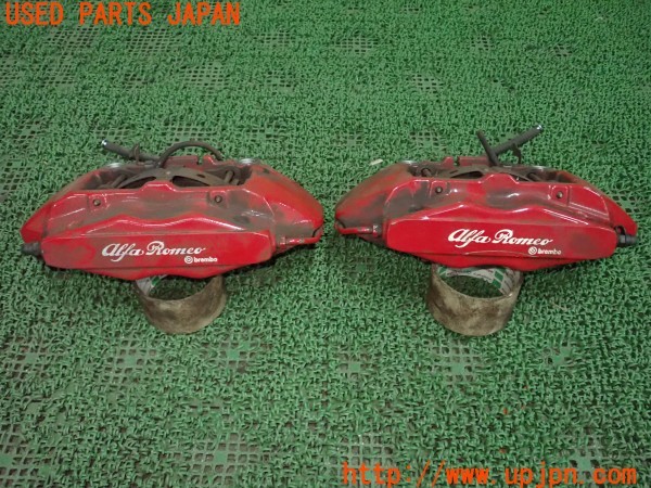 3UPJ=34290301]アルファロメオ ジュリエッタ スポルティーバ(940141)純正 brembo ブレンボ フロントキャリパー 中古_m0