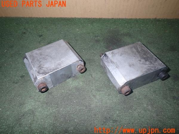 3UPJ=34320415]ランドクルーザー VXリミテッド(FZJ80G)中期 社外 フロントスタビライザーダウンブロック リフトアップ 中古_m1