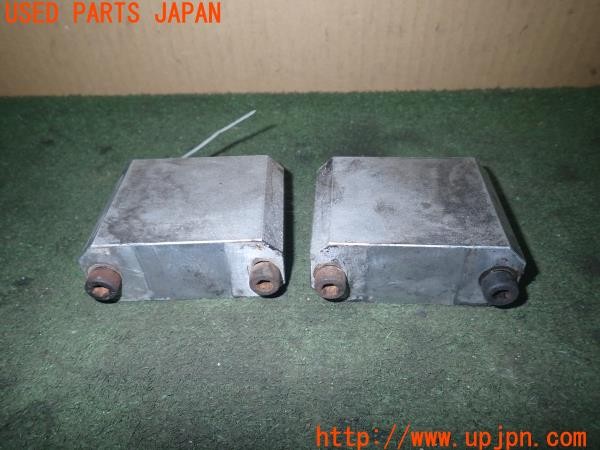 3UPJ=34320415]ランドクルーザー VXリミテッド(FZJ80G)中期 社外 フロントスタビライザーダウンブロック リフトアップ 中古_m2