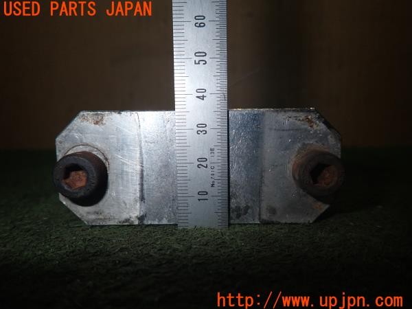 3UPJ=34320415]ランドクルーザー VXリミテッド(FZJ80G)中期 社外 フロントスタビライザーダウンブロック リフトアップ 中古_m3