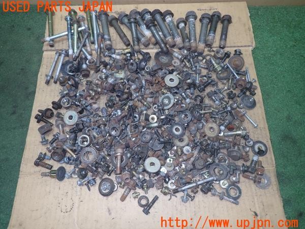 3UPJ=34320720]ランドクルーザー VXリミテッド(FZJ80G)中期 ネジ・ナット・ステー類 セット ジャンク_m0