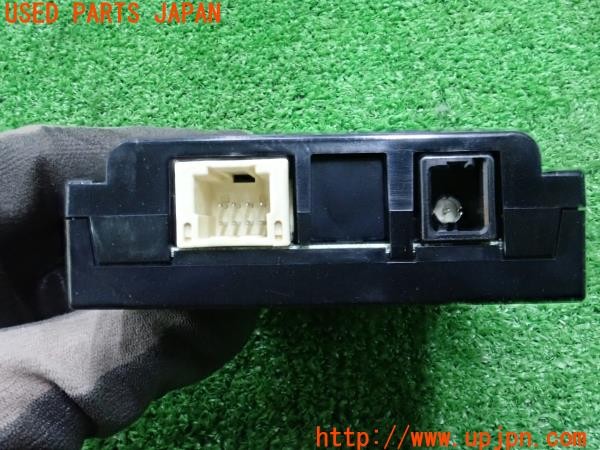 3UPJ=34390503]エスクァイア ハイブリッドXi(ZWR80G)純正ビルトイン 08686-00350 ETC車載器 新セキュリティ対応 中古_m3