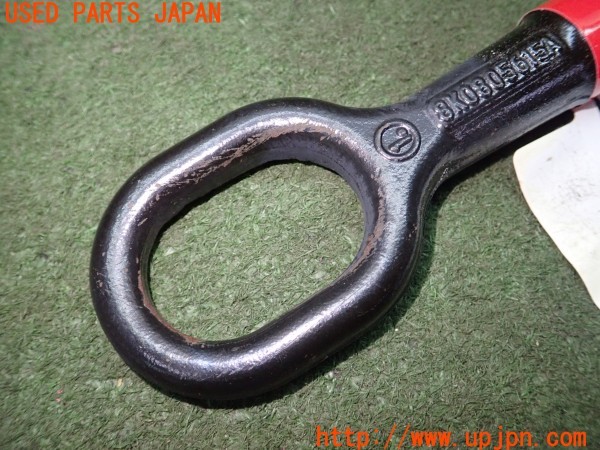 3UPJ=34550023]ポルシェ タイカン 4S(J1NB 9J1型)純正 8K0805615A 牽引フック  中古_m3