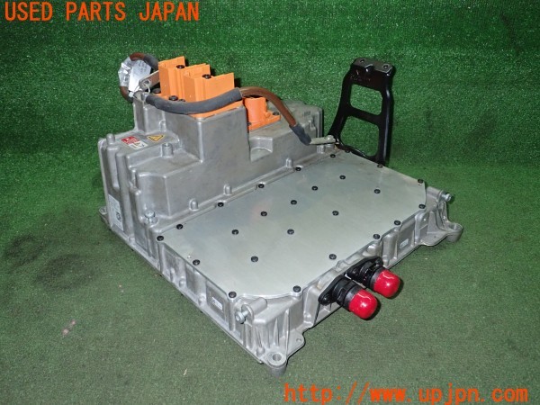 3UPJ=34550581]ポルシェ タイカン 4S(J1NB 9J1型)純正 9J1915539DQ ボルテージコンバーター 中古_m0