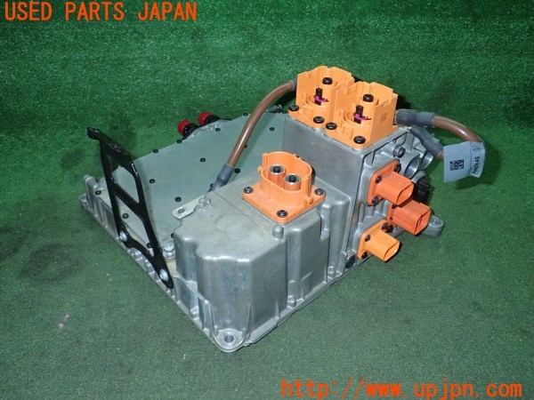 3UPJ=34550581]ポルシェ タイカン 4S(J1NB 9J1型)純正 9J1915539DQ ボルテージコンバーター 中古_m1