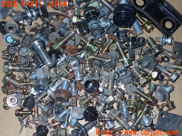 3UPJ=34580720]コルト ラリーアート バージョンR(Z27AG)中期 ネジ・ナット・ステー類 セット ジャンク_m4