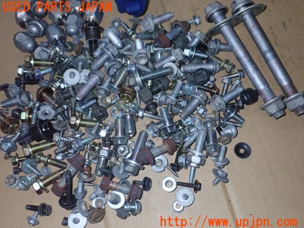 3UPJ=34730720]マークX 250G Fパッケージ(GRX120)前期 ネジ・ナット・ステー類 セット ジャンク_m2