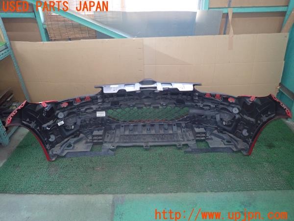 3UPJ=34870048]ルノー メガーヌ ルノースポール 273トロフィー2(DZF4R1)純正 フロントバンパー デイライト付き 中古_m3