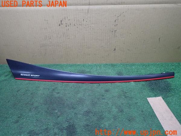 3UPJ=34870645]ルノー メガーヌ ルノースポール 273トロフィー2(DZF4R1)純正 684120008R ダッシュボードトリム 右ハンドル 中古_m0
