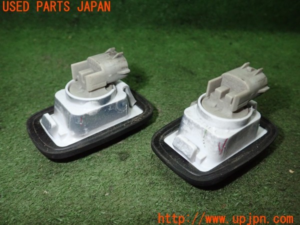 3UPJ=34890530]ハイラックスサーフ(KZN130W)DEPO デポ 01-212-1410N-Y サイドマーカー 中古_m2