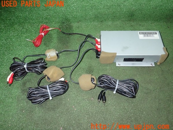 3UPJ=34910511]ジープ グランドチェロキー ラレード(WK36)純正 アンプ 中古_m0