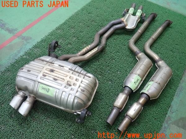 3UPJ=34930152]BMW Z4 ロードスター(BT30 E85)前期 純正 7 520 240/C リアマフラー カット済み 3分割 中古_m0