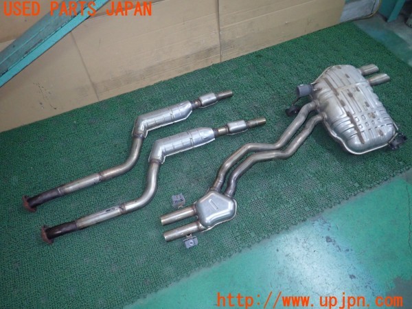 3UPJ=34980152]BMW Z4 ロードスター 2.5i(BT25 E85)前期 純正 マフラー 2分割カット 中古_m1