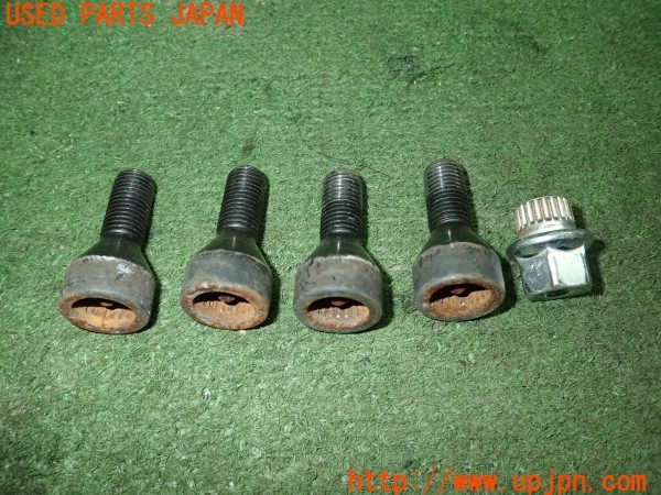 3UPJ=34980968]BMW Z4 ロードスター 2.5i(BT25 E85)前期 社外 ホイールロックボルト M12×P1.5 中古_m1