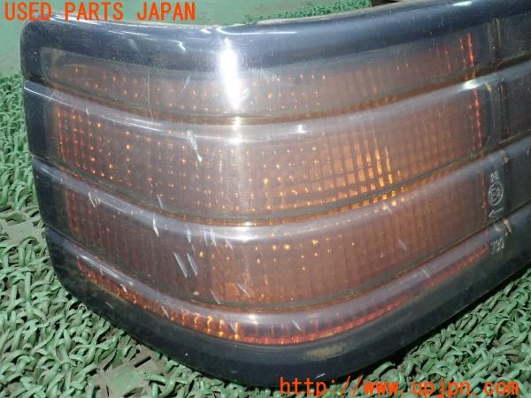 3UPJ=34990547]サバンナRX-7 ターボGT IMSAスペシャル(SA22C FB3S)後期 純正 テールランプ ガーニッシュ セット 中古_m3