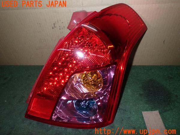 3UPJ=35000547]スイフト XGエアロ(ZC71S 4型)純正 LE06A6167 LE06B6167 テールランプ 中古_m3