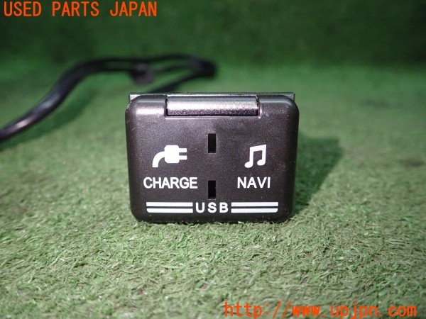 3UPJ=35150512]ロッキー ハイブリッド(A202S)純正 08541-K9055 USBアダプター 中古_m2