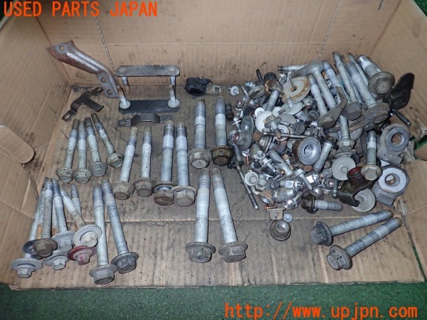 3UPJ=35160720]リンカーン ナビゲーター(型式不明)ネジ・ナット・ステー類 セット ジャンク_m0