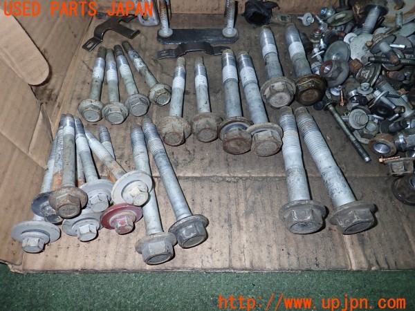 3UPJ=35160720]リンカーン ナビゲーター(型式不明)ネジ・ナット・ステー類 セット ジャンク_m2