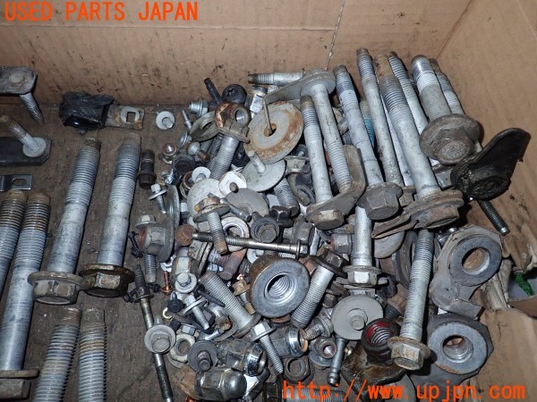 3UPJ=35160720]リンカーン ナビゲーター(型式不明)ネジ・ナット・ステー類 セット ジャンク_m3