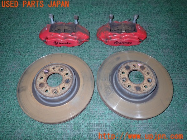 3UPJ=35210302]ルノー メガーヌR.S.(ルノー・スポール)(DZF4R)純正 brembo ブレンボ フロント キャリパーローターセット 中古_m0