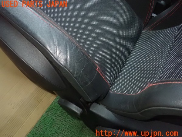 3UPJ=35210609]ルノー メガーヌR.S.(ルノー・スポール)(DZF4R)純正 RECARO レカロ シートセット 運転席 助手席 レール付き 中古_m1