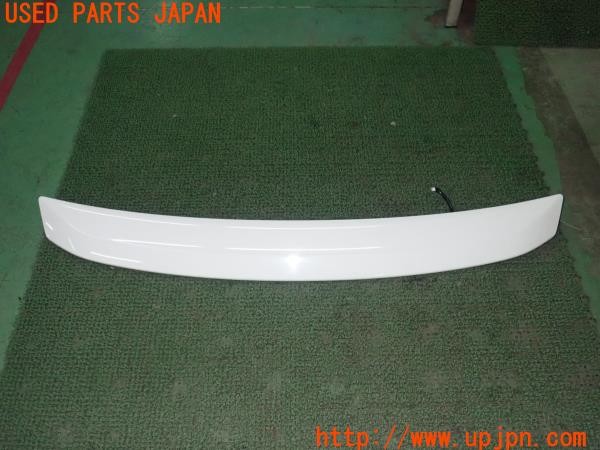 3UPJ=35250057]アルテッツァ RS200 リミテッドII(SXE10)後期 純正 76085-53010 リアスポイラー ハイマウントストップランプ 中古_m0