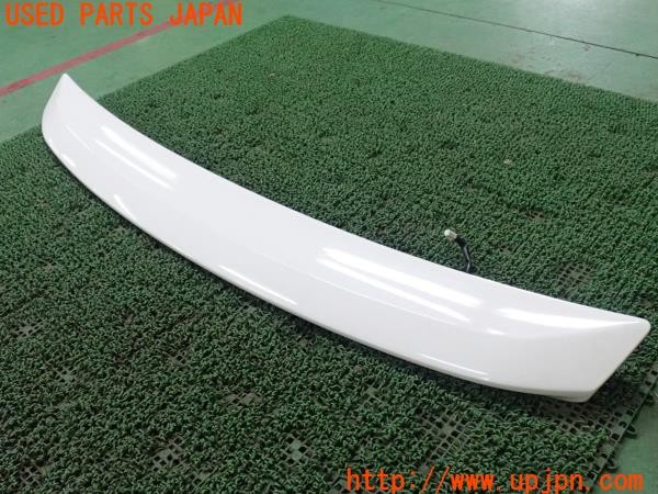 3UPJ=35250057]アルテッツァ RS200 リミテッドII(SXE10)後期 純正 76085-53010 リアスポイラー ハイマウントストップランプ 中古_m1