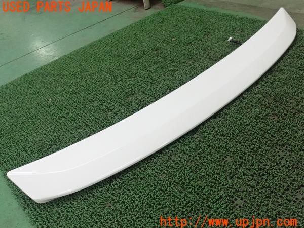 3UPJ=35250057]アルテッツァ RS200 リミテッドII(SXE10)後期 純正 76085-53010 リアスポイラー ハイマウントストップランプ 中古_m2