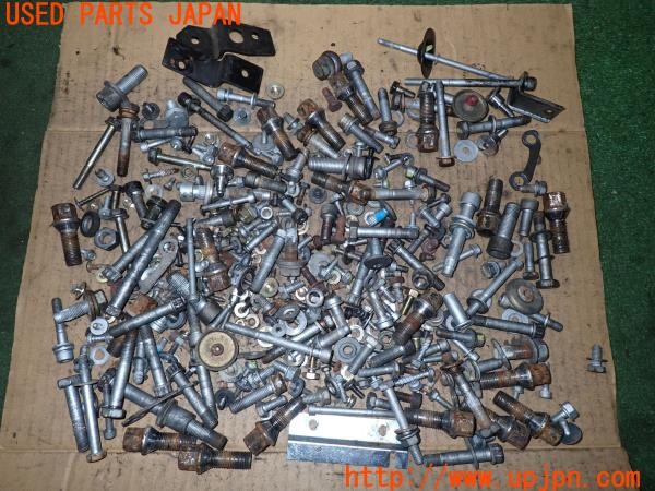 3UPJ=35300720]マセラティ クアトロポルテ(MQP M139)ネジ・ナット・ステー類 セット ジャンク_m0