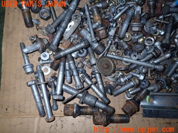 3UPJ=35300720]マセラティ クアトロポルテ(MQP M139)ネジ・ナット・ステー類 セット ジャンク_m3