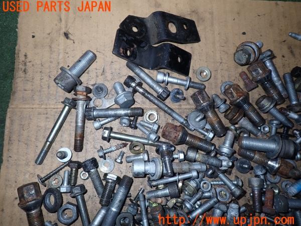3UPJ=35300720]マセラティ クアトロポルテ(MQP M139)ネジ・ナット・ステー類 セット ジャンク_m4