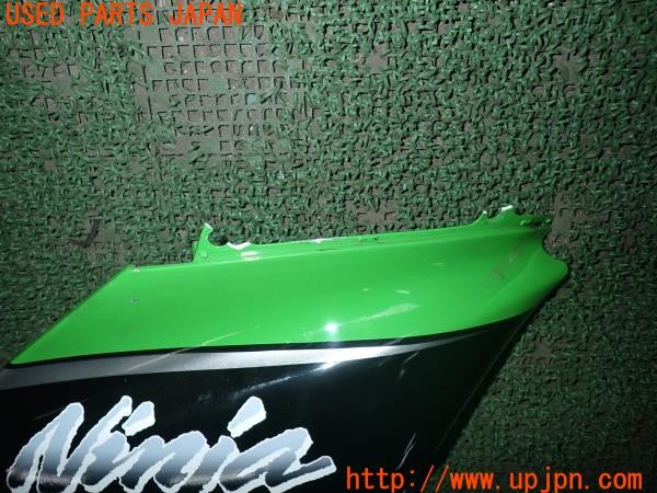 3UPJ=35360008]カワサキ ニンジャ ZX-10R(ZXT00D)純正 サイドカウル右 ジャンク_m1