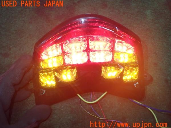3UPJ=35360508]カワサキ ニンジャ ZX-10R(ZXT00D)社外 テールランプ 中古_m4