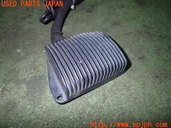 3UPJ=35370116]Buell(ビューエル)FIREBOLT XB9R(2003年)純正 レギュレーター 中古_m1