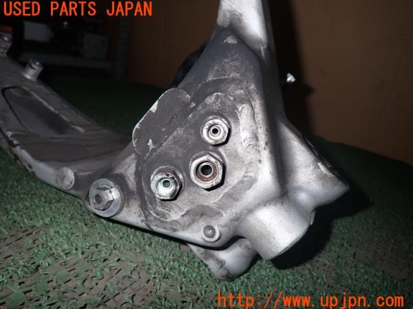 3UPJ=35370408]Buell(ビューエル)FIREBOLT XB9R(2003年)純正 K0100.02A8 スイングアーム オイルタンク 中古_m3
