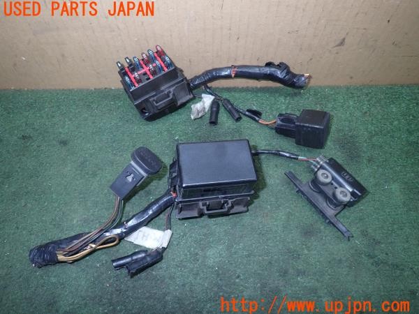 3UPJ=35370521]Buell(ビューエル)FIREBOLT XB9R(2003年)純正 ヒューズボックス リレーボックス ジャンク_m0