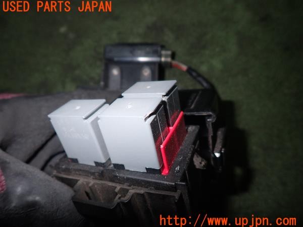 3UPJ=35370521]Buell(ビューエル)FIREBOLT XB9R(2003年)純正 ヒューズボックス リレーボックス ジャンク_m2