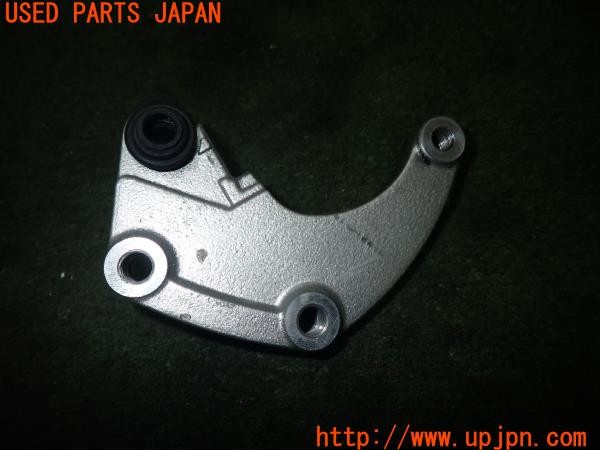 3UPJ=35370555]Buell(ビューエル)FIREBOLT XB9R(2003年)純正 NISSIN リアキャリパーサポート 中古_m1