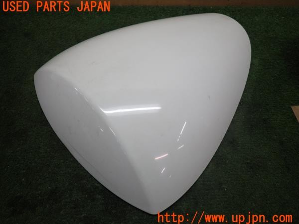 3UPJ=35370560]Buell(ビューエル)FIREBOLT XB9R(2003年)純正 M008702A8M リアシートカバー 中古_m0