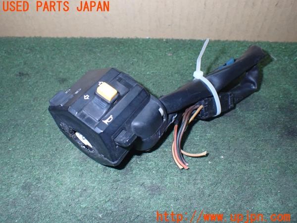3UPJ=35370581]Buell(ビューエル)FIREBOLT XB9R(2003年)純正 ハンドルスイッチ左 中古_m0