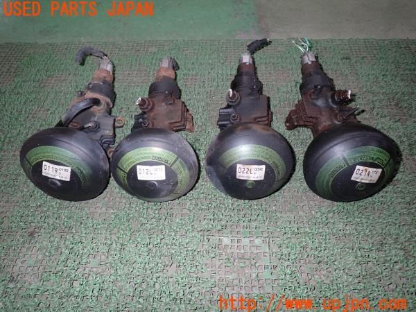 3UPJ=35380401]ランドクルーザー100(HDJ101K)前期 純正 ハイトコントロールユニット AHC アキュムレーター レギュレーター タンク 中古_m2