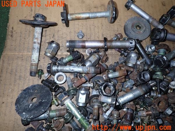 3UPJ=35380720]ランドクルーザー100(HDJ101K)前期 ネジ・ナット・ステー類 セット ジャンク_m4