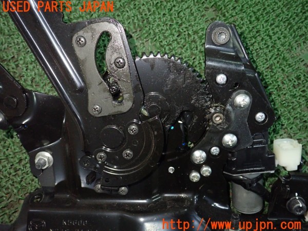 3UPJ=35460566]ロードスター RF VS(NDERC)前期 純正 リンクデッキ ルーフヒンジ 中古_m3