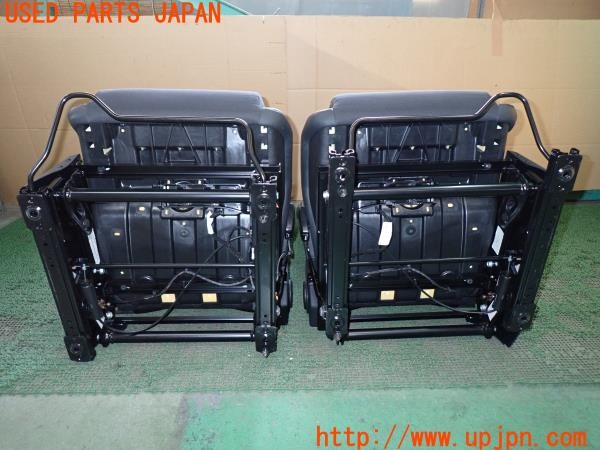 3UPJ=35490609]ルノー メガーヌ R.S.(ルノー・スポール)(DZF4R)純正 RECARO レカロ シートセット 運転席 助手席 セミバケット 中古_m4