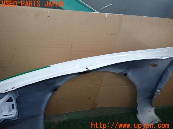 3UPJ=35550049]セリカ GT-FOUR(ST205)後期 純正 右フロントフェンダー カストロールカラー デカール・ステッカー貼り付け 中古_m4